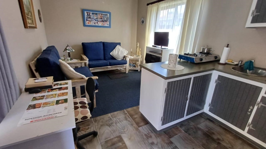 To Let 1 Bedroom Property for Rent in Noorsekloof Eastern Cape